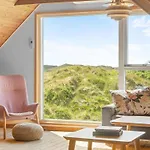 Taio - 500m From The Sea By Interhome *