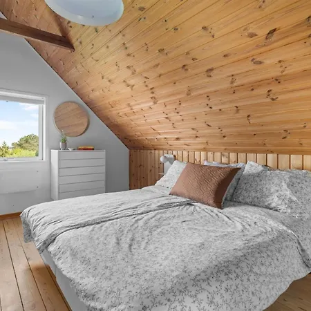 度假居 Taio - 500m From The Sea By Interhome Lakolk