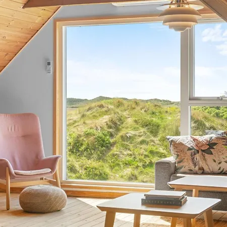 Taio - 500m From The Sea By Interhome Feriehus