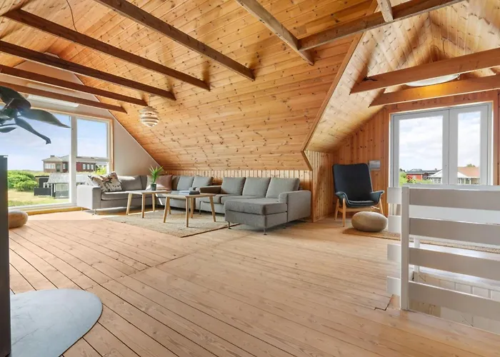 Taio - 500m From The Sea By Interhome *