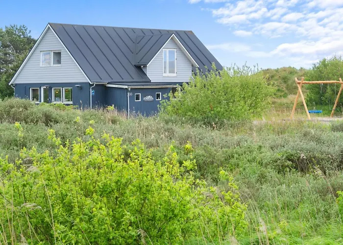 Taio - 500m From The Sea By Interhome Lakolk